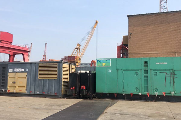 甘南发电机出租空气滤清器的清洁频率是多少？