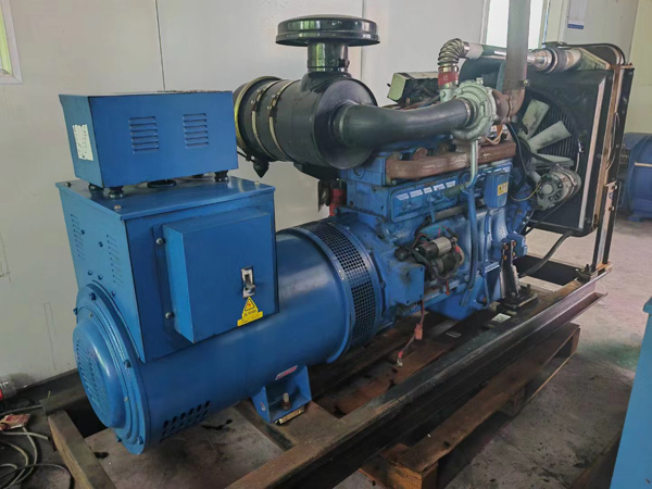 甘南100kW柴油发电机组使用多级机油有哪些优缺点？